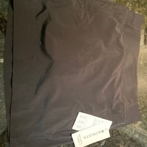 Athleta Brooklyn 16" black skort
